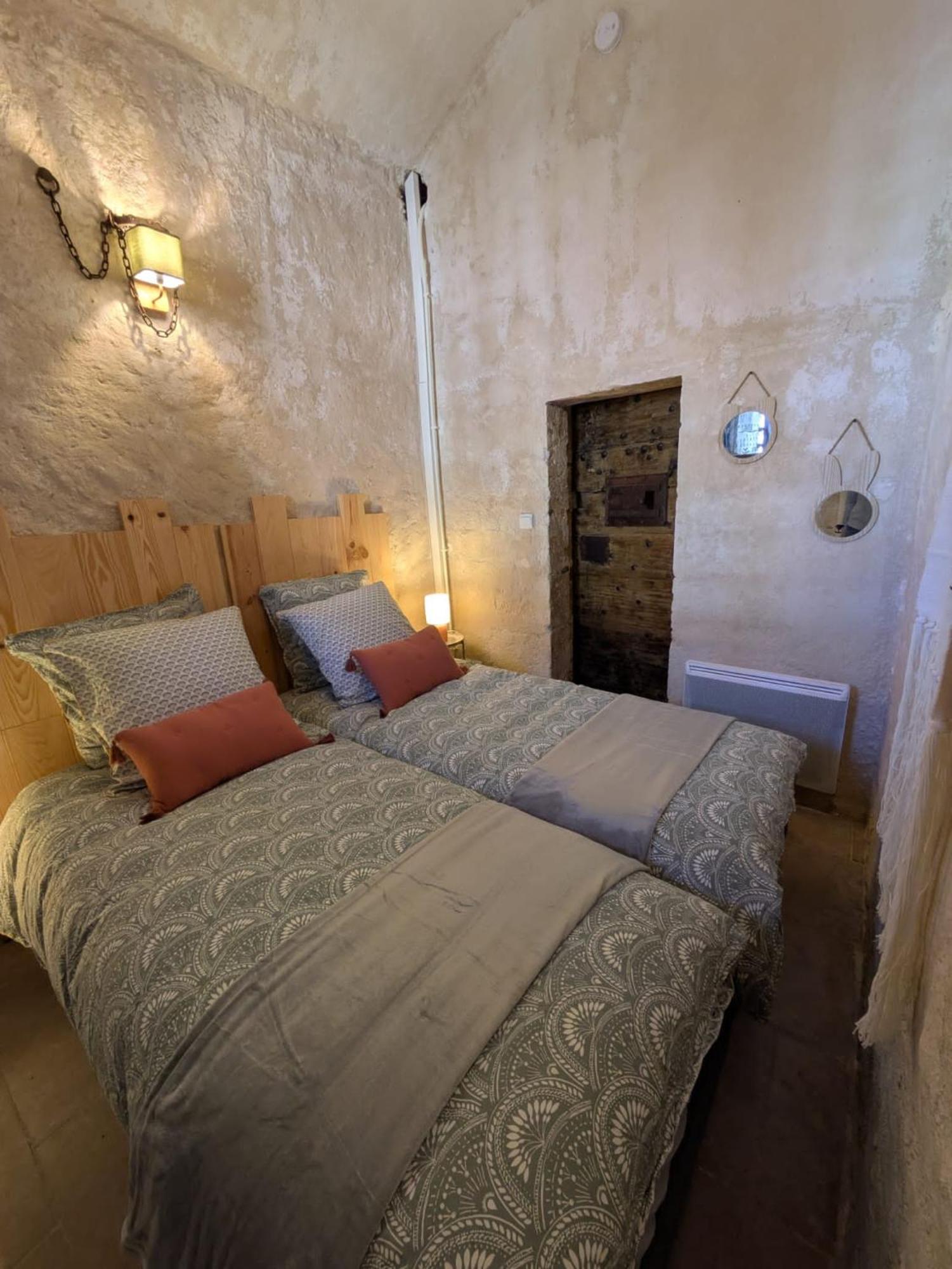 Apartment Le Donjon Beauvoir - Insolite Au Centre De *