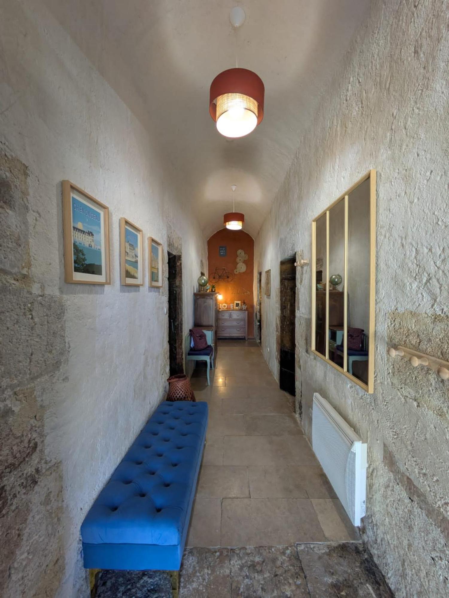 Apartment Le Donjon Beauvoir - Insolite Au Centre De Blois