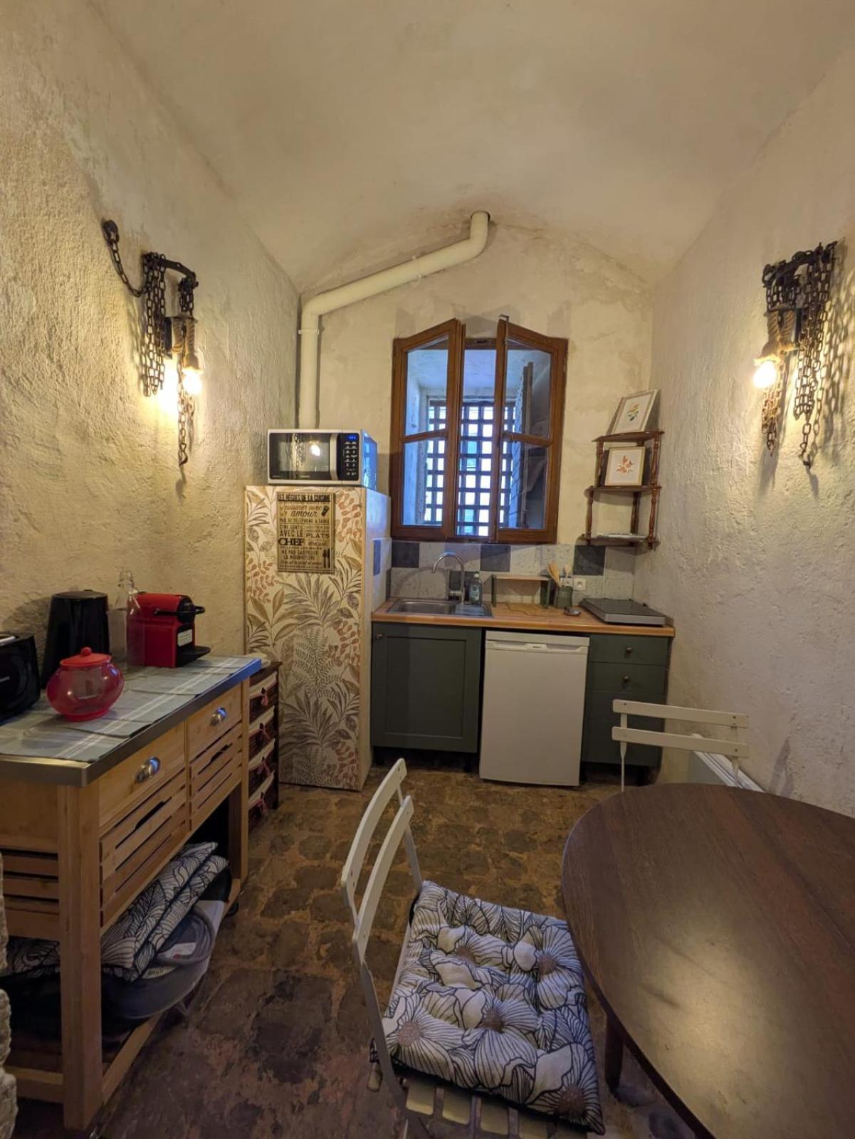 Le Donjon Beauvoir - Insolite Au Centre De *